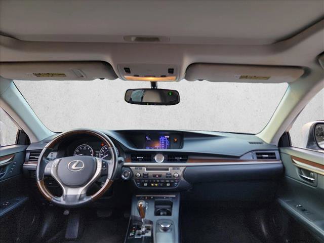 Used 2014 Lexus ES 350 w/ Premium Package FWD image 14