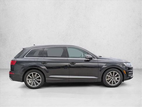 Used 2019 Audi Q7 3.0T Premium Plus AWD/4WD image 4