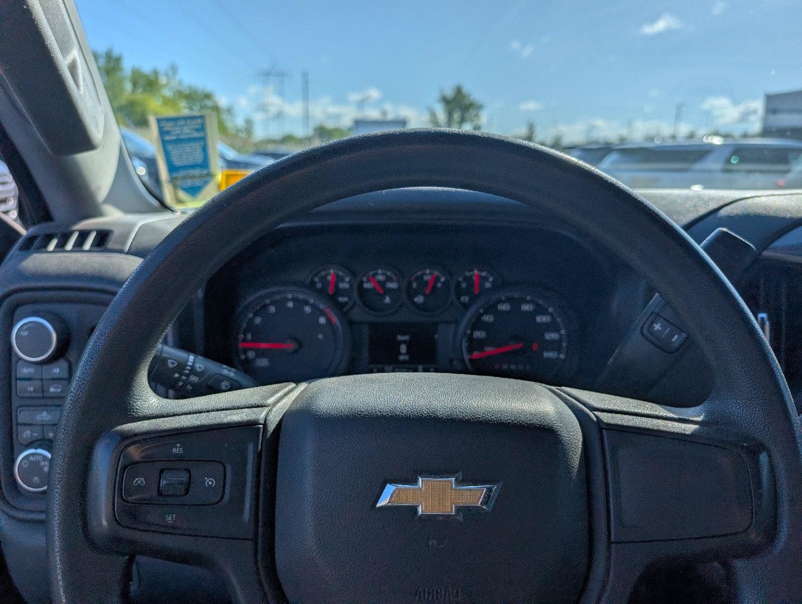 Used 2021 Chevrolet Silverado 1500 Custom AWD/4WD image 11