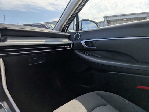 Used 2025 Hyundai Sonata SEL FWD image 13