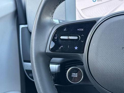 Used 2024 Hyundai Ioniq 5 SE image 27