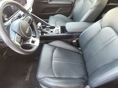 Used 2023 Kia K5 EX image 12