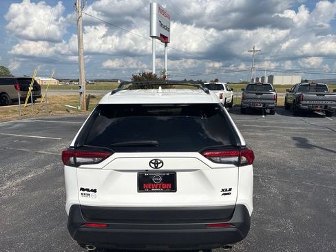 Used 2024 Toyota RAV4 XLE w/ Convenience Package AWD/4WD image 6