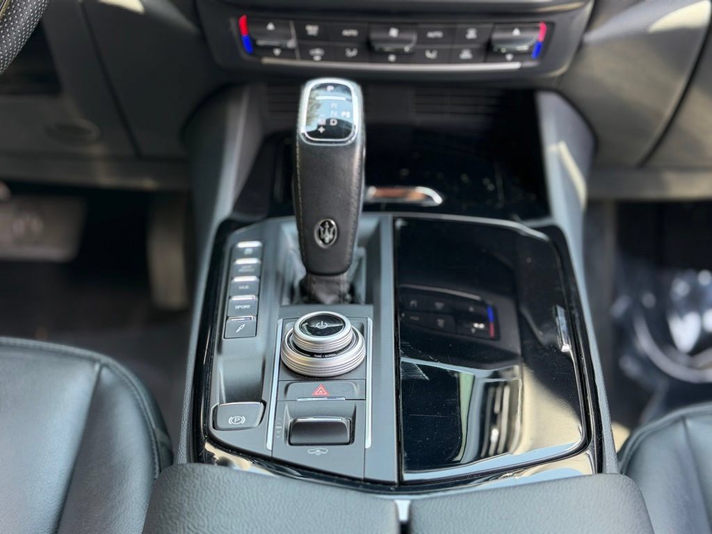 Used 2023 Maserati Levante Modena AWD/4WD image 49