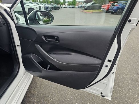 Used 2022 Toyota Corolla LE FWD image 10