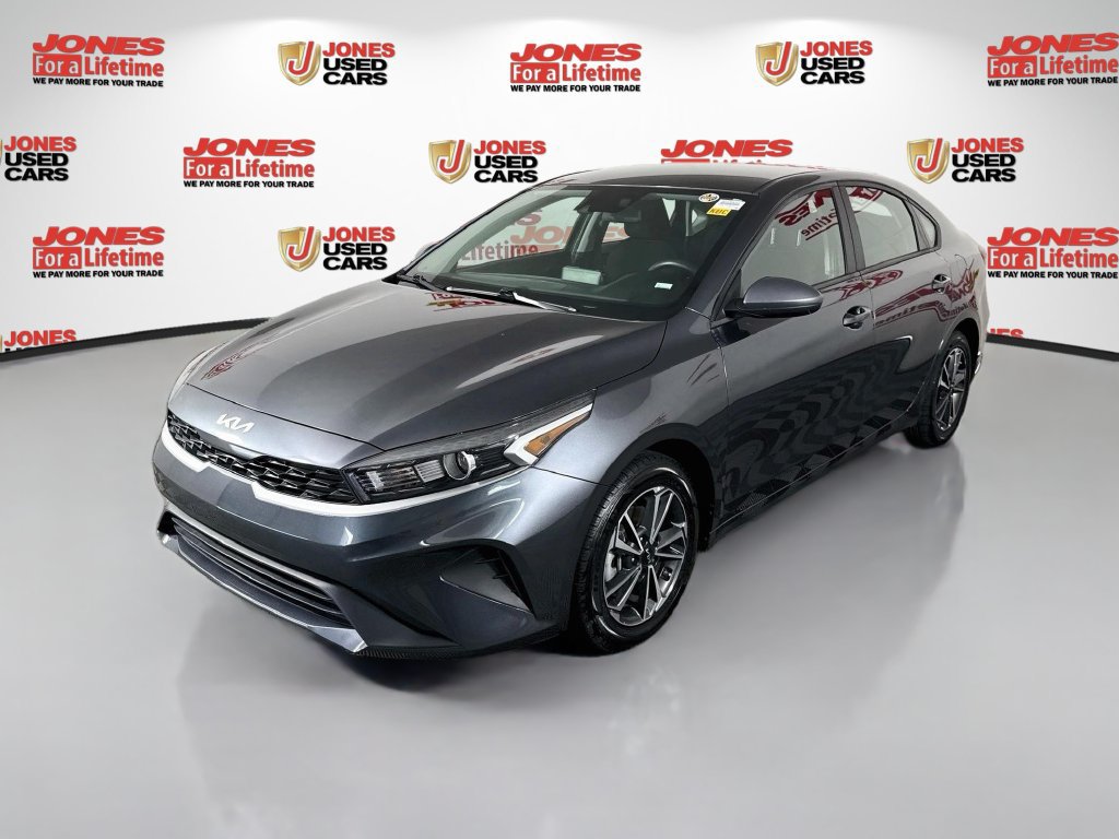 Used 2024 Kia Forte LXS FWD image 11