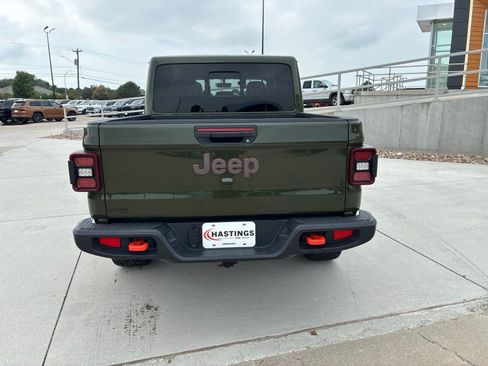 Used 2023 Jeep Gladiator Mojave w/ LED Lighting Group AWD/4WD image 4
