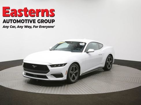 Used 2025 Ford Mustang Coupe RWD image 53