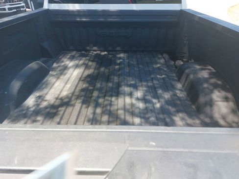 Used 2024 GMC Sierra 2500 AT4 w/ AT4 Preferred Package AWD/4WD image 13