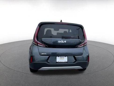 Used 2025 Kia Soul LX w/ LX Technology Package image 12