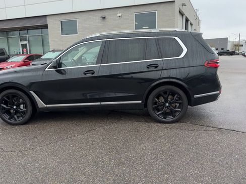 Used 2023 BMW X7 xDrive40i w/ Premium Package image 7
