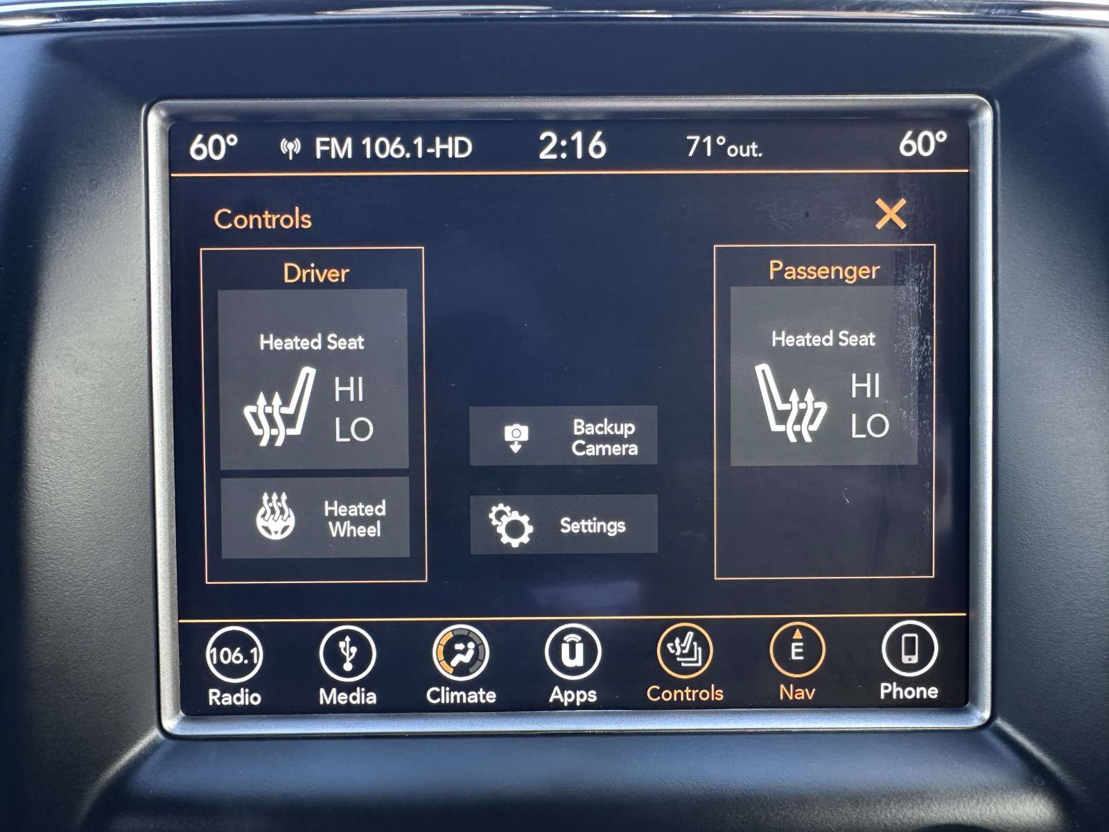 Used 2018 Jeep Grand Cherokee Altitude AWD/4WD image 23