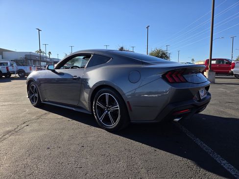 Certified 2024 Ford Mustang Coupe image 4