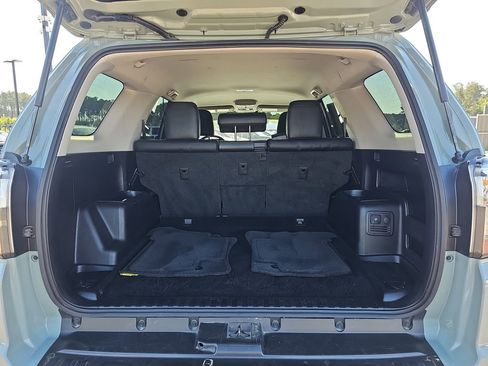 Used 2022 Toyota 4Runner TRD Sport AWD/4WD image 16