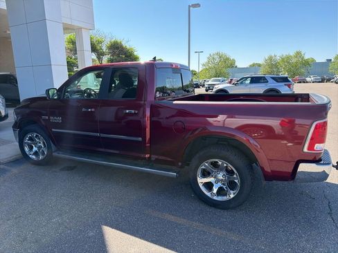 Used 2018 RAM 1500 Laramie w/ Convenience Group AWD/4WD image 9