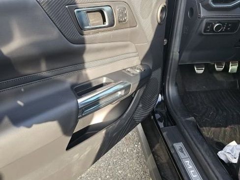 Used 2025 Ford Mustang GT Premium image 10