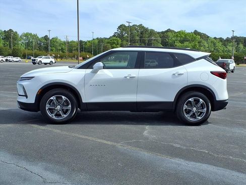 Used 2024 Chevrolet Blazer LT w/ Convenience Package FWD image 15