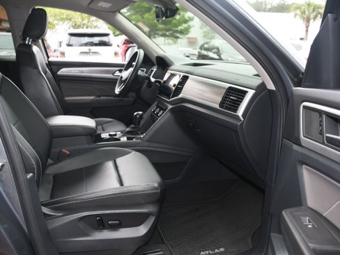 Used 2022 Volkswagen Atlas SEL AWD/4WD image 22