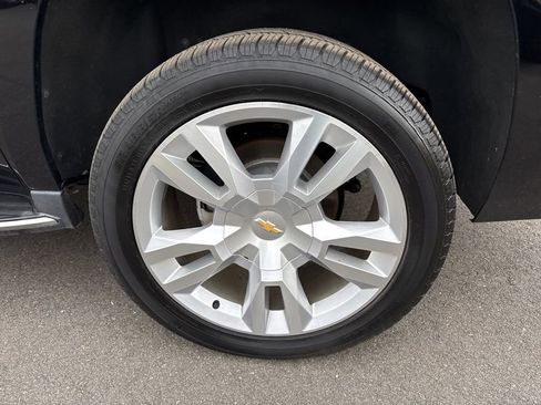 Used 2017 Chevrolet Suburban Premier w/ Max Trailering Package image 37