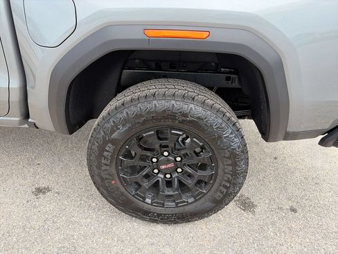 New 2026 GMC Canyon Elevation w/ Technology Package RWD image 28