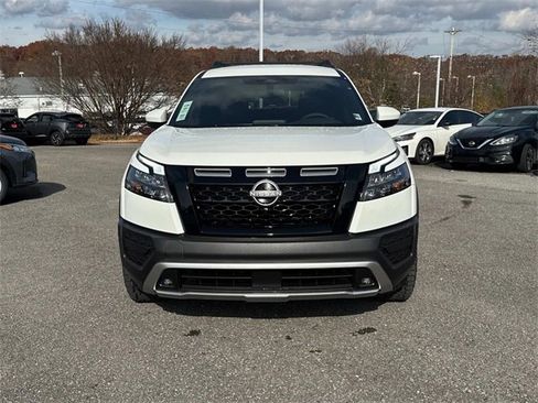New 2025 Nissan Pathfinder Rock Creek image 9