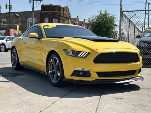Used 2015 Ford Mustang Coupe w/ Equipment Group 051A RWD image 3