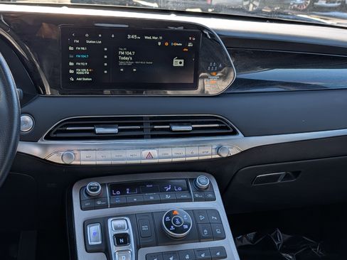 Used 2022 Hyundai Palisade Calligraphy image 14