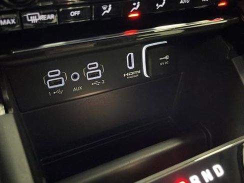 Used 2023 Jeep Grand Cherokee 4WD 4xe image 39