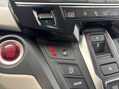 Used 2025 Honda Odyssey EX-L image 23