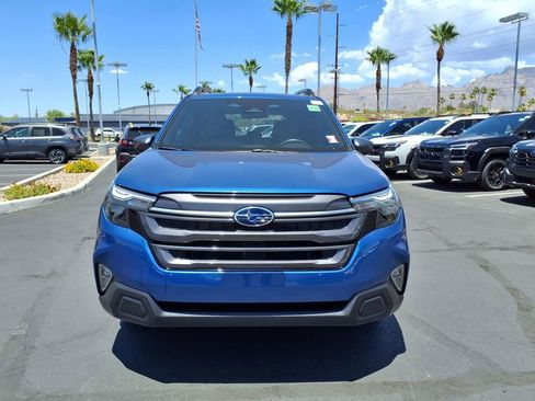 Used 2026 Subaru Forester Premium AWD/4WD image 8