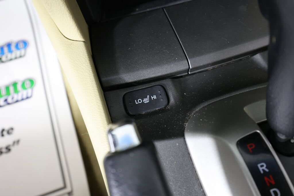 Used 2011 Honda Accord EX-L image 37