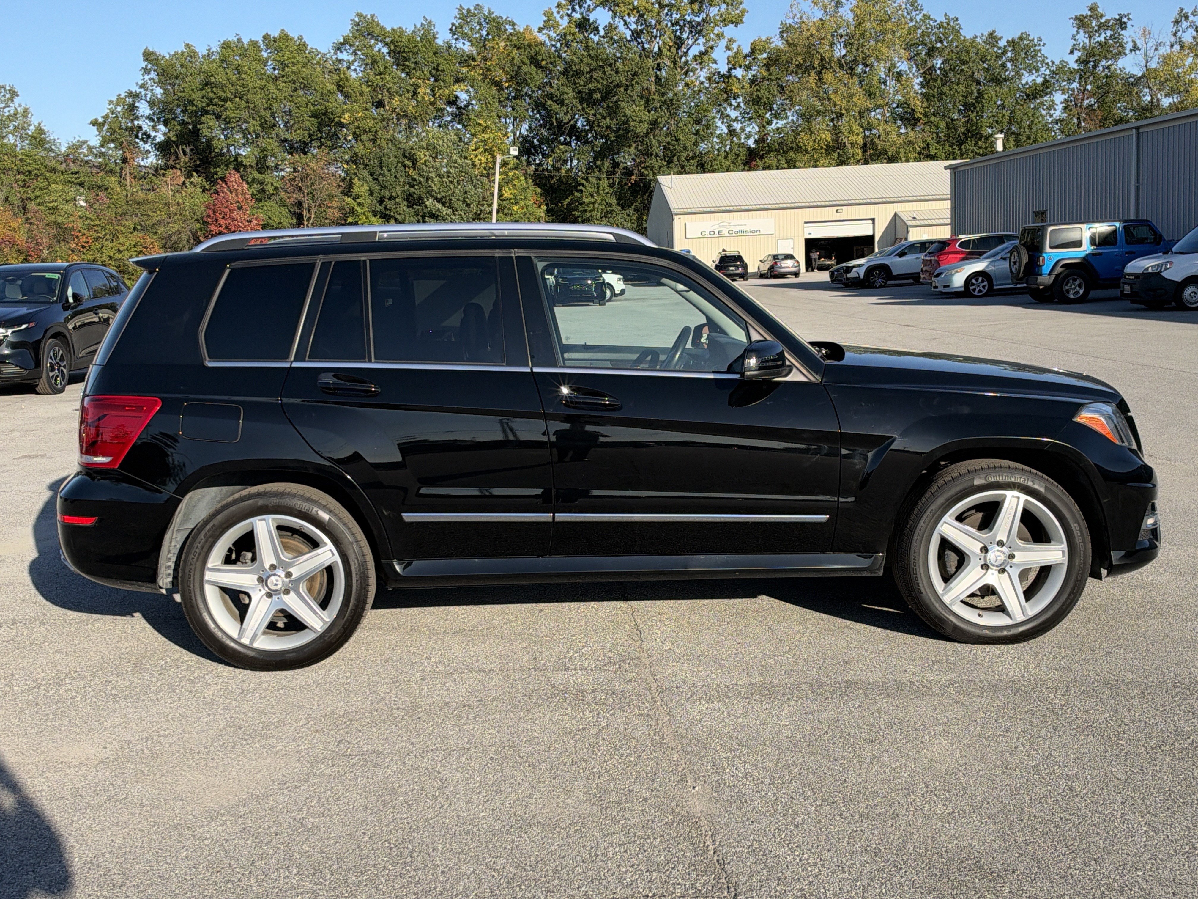 Used 2015 Mercedes-Benz GLK 250 BlueTEC 4MATIC image 2