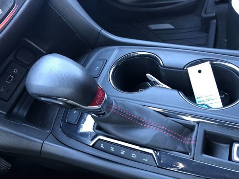 Used 2022 Chevrolet Equinox RS w/ LPO, Floor Liner Package image 19