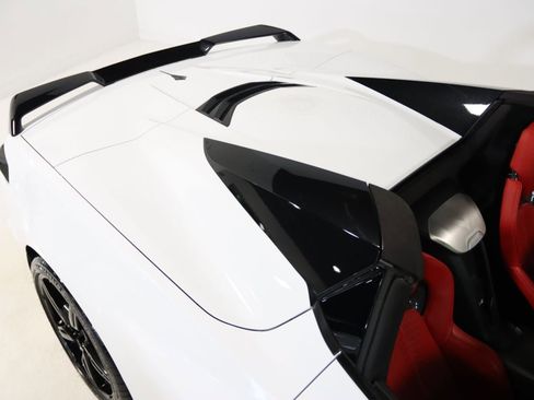 Used 2024 Chevrolet Corvette Stingray Premium Conv w/ Z51 Performance Package RWD image 74
