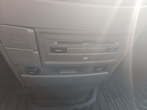 Used 2016 Honda Odyssey Touring Elite image 22