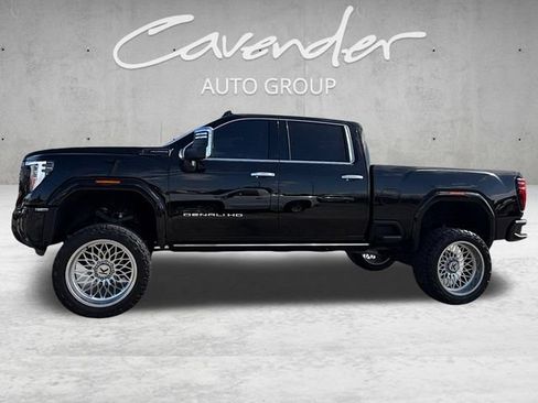 Used 2025 GMC Sierra 2500 Denali Ultimate AWD/4WD image 13