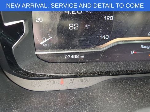 Used 2023 GMC Yukon Denali AWD/4WD image 2