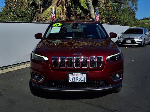 Used 2019 Jeep Cherokee Limited w/ Trailer Tow Group image 2