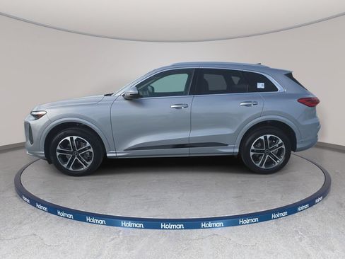 Certified 2025 Audi Q5 Premium w/ Premium Plus AWD/4WD image 8
