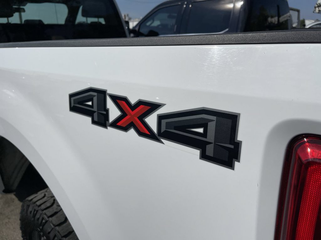 Used 2017 Ford F250 XL w/ Power Equipment Group AWD/4WD image 9