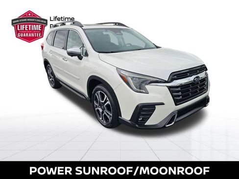 Used 2023 Subaru Ascent Touring image 7