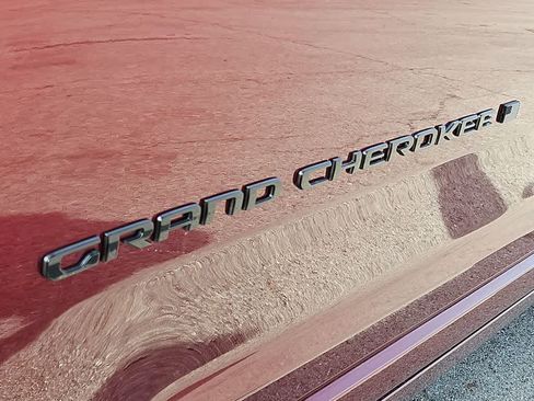 New 2026 Jeep Grand Cherokee Limited AWD/4WD image 13