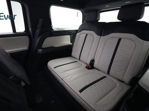 Used 2025 Rivian R1S Adventure AWD/4WD image 26