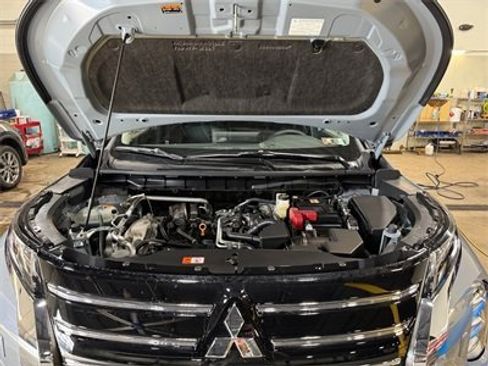 New 2026 Mitsubishi Outlander SE image 26