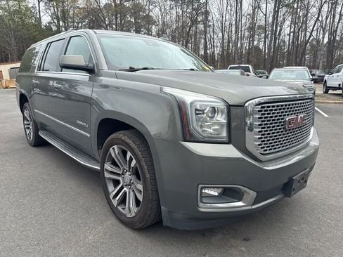 Used 2017 GMC Yukon XL Denali w/ Open Road Package image 7