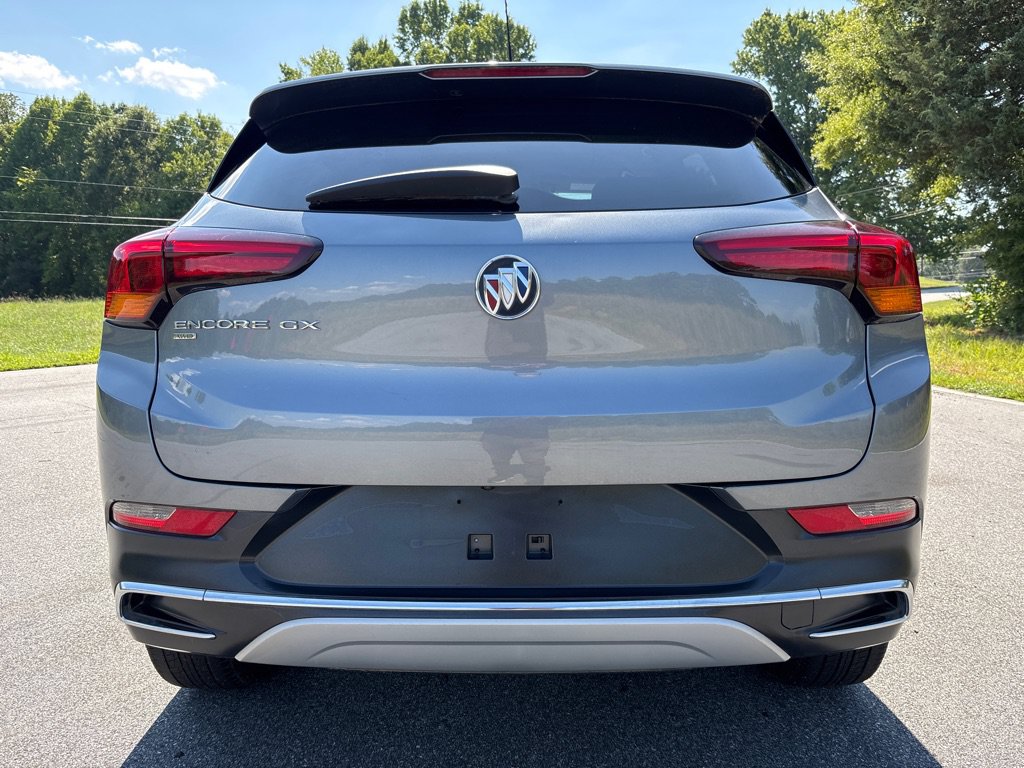 Used 2021 Buick Encore GX Essence AWD/4WD image 4