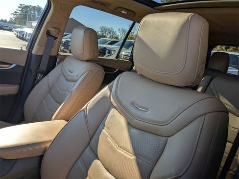 Certified 2024 Cadillac XT6 Sport w/ Platinum Package image 16