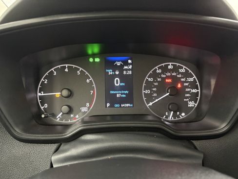 Used 2023 Toyota Corolla LE image 31