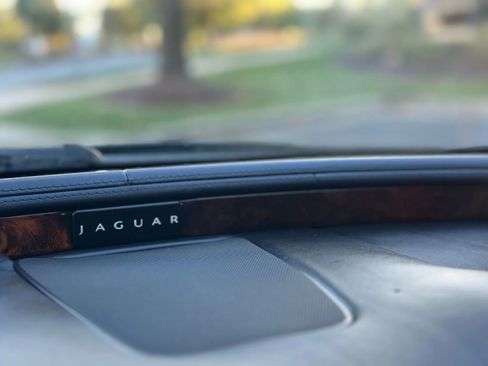 Used 2011 Jaguar XJ L Supercharged image 30