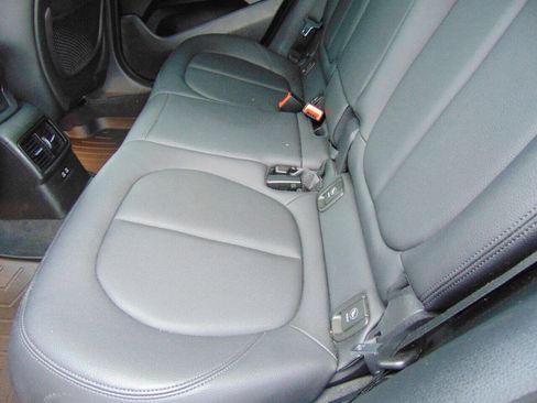 Used 2022 BMW X2 xDrive28i w/ Convenience Package image 12